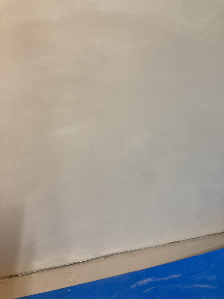 株式会社TRIP・TRIP inc.の施工画像。壁補修。リペア塗装。